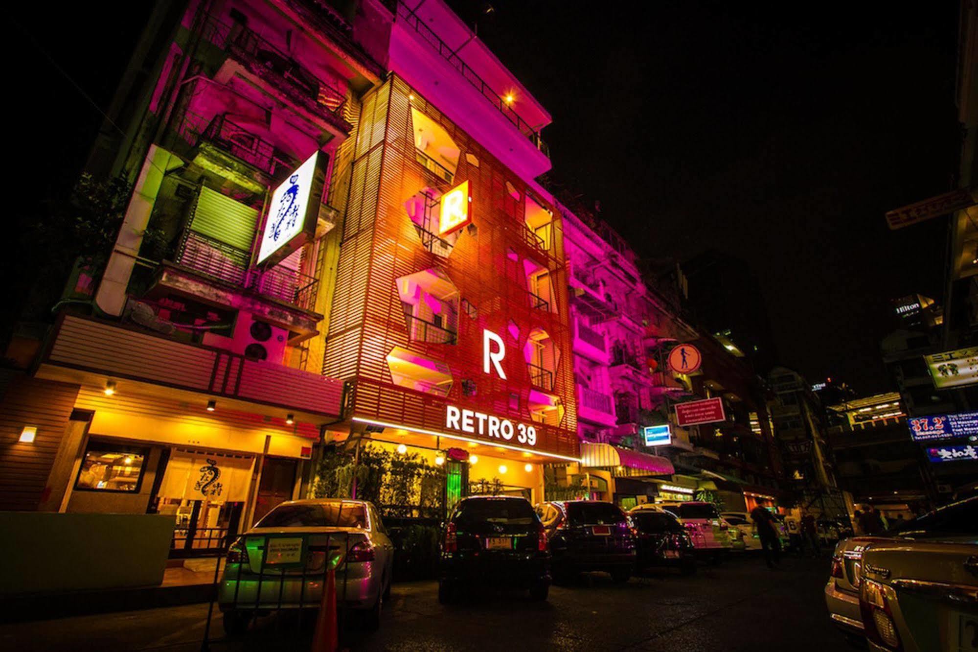 Hotel Retro39 Bangkok Exterior foto